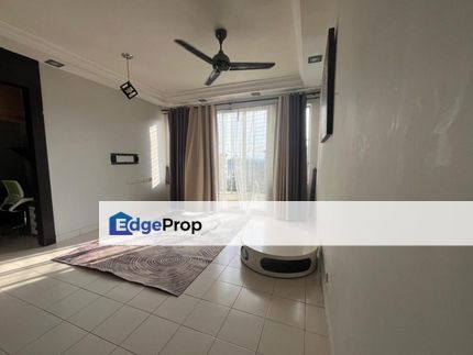 FOR SALE: CONDO DE ROZELLE KOTA DAMANSARA, Selangor, Kota Damansara