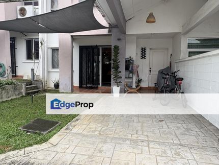 RUMAH CANTIK TERJAGA + EASY ACCESS TO MAJOR HIGHWAY Double Storey Terrace Sunway Kayangan U9, Selangor, Shah Alam