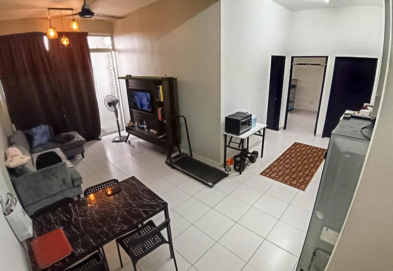 Dahlia Court Apartment