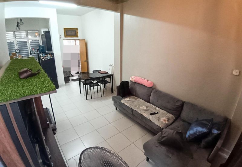 Dahlia Court Apartment