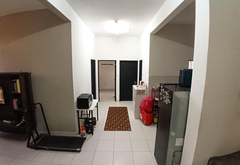 Dahlia Court Apartment