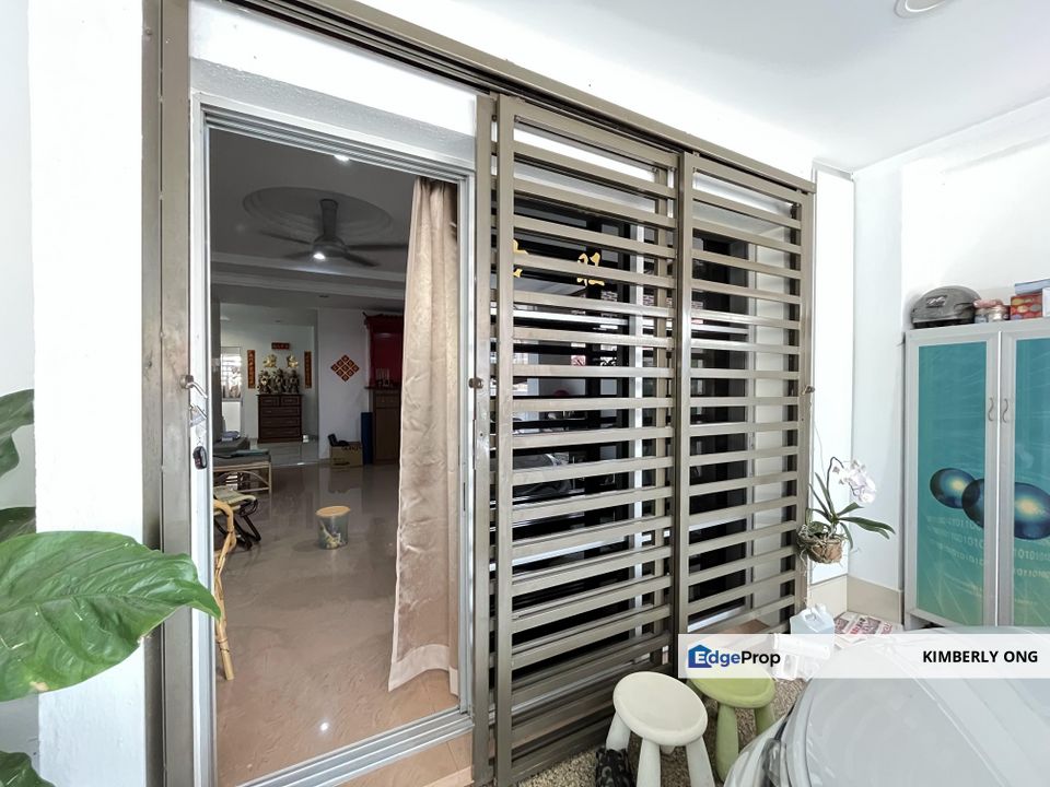 Fully Renovated Double Storey House Sri Pulai , Negeri Sembilan, Seremban