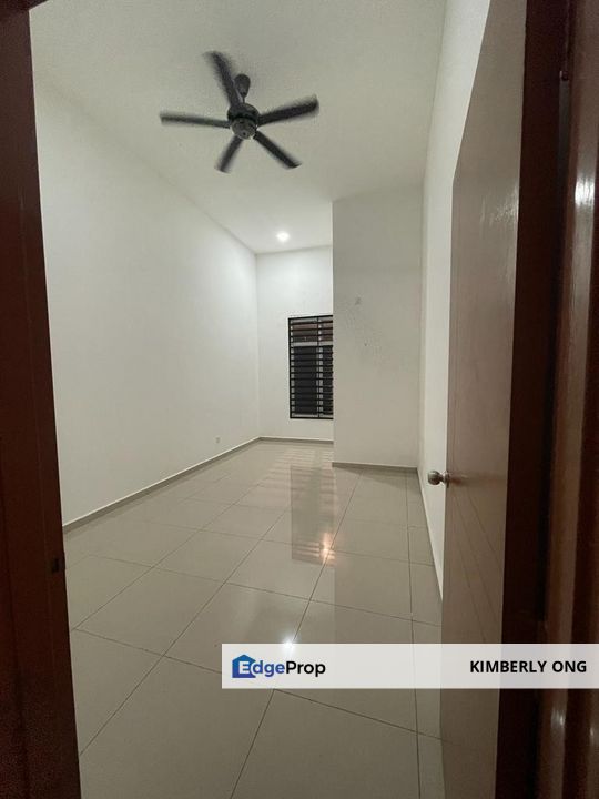 Bandar Springhill 22x75 Double Storey For Sale, Negeri Sembilan, Seremban