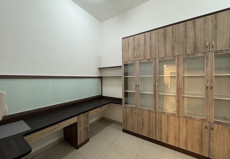 Residence 7, Bandar Springhill