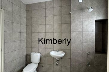 Dayana @Nilai Impian