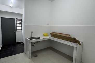 Residence 7, Bandar Springhill