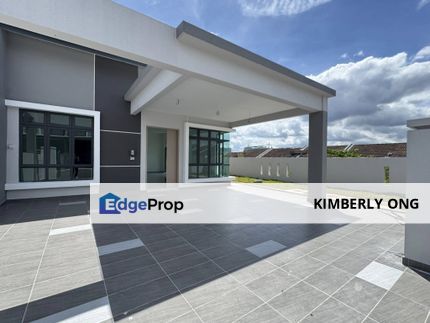 Single Storey Semi D House Bandar Baru Nilai , Negeri Sembilan, Nilai