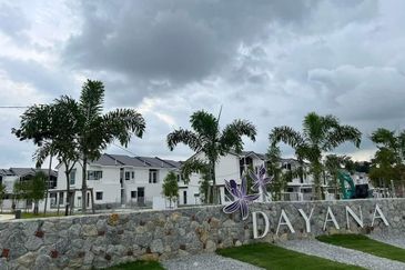 Dayana @Nilai Impian