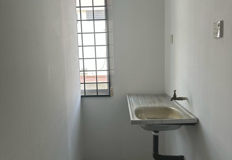 Jalan Dato Bandar Tunggal