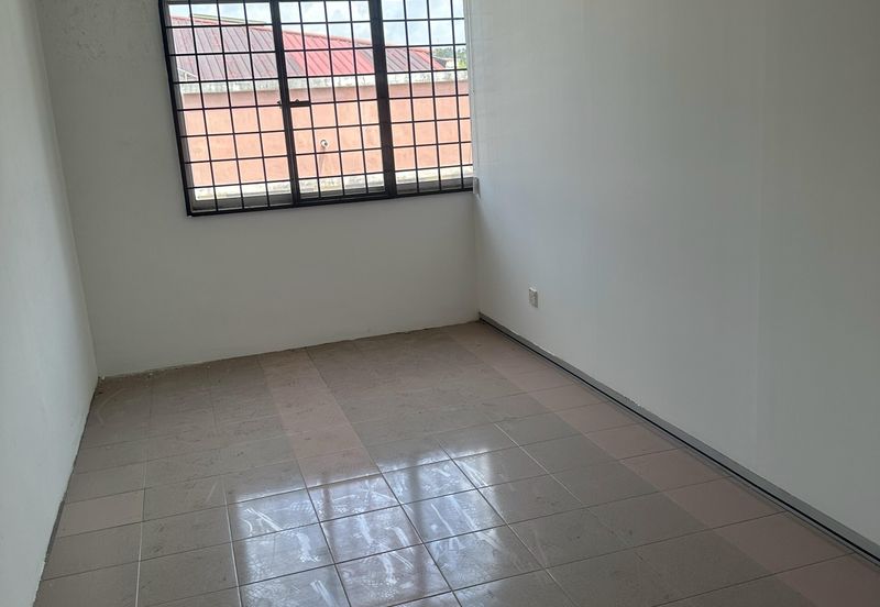 Jalan Dato Bandar Tunggal