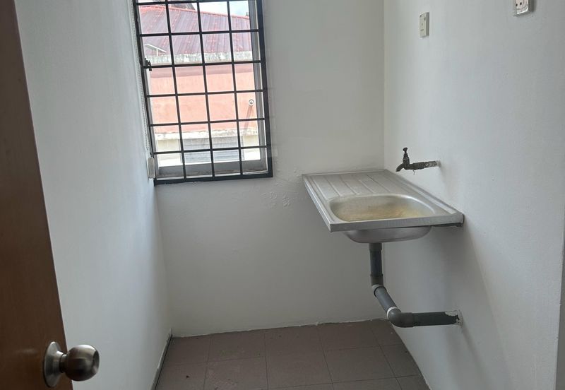 Jalan Dato Bandar Tunggal