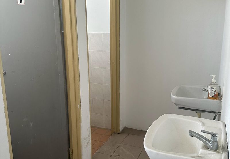 Jalan Dato Bandar Tunggal