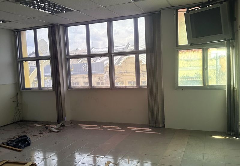 Jalan Dato Bandar Tunggal