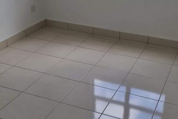 Safira Apartment, Seremban 2