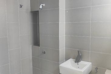 Damaris @ Ara Sendayan