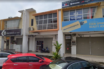 Oakland Commercial Centre