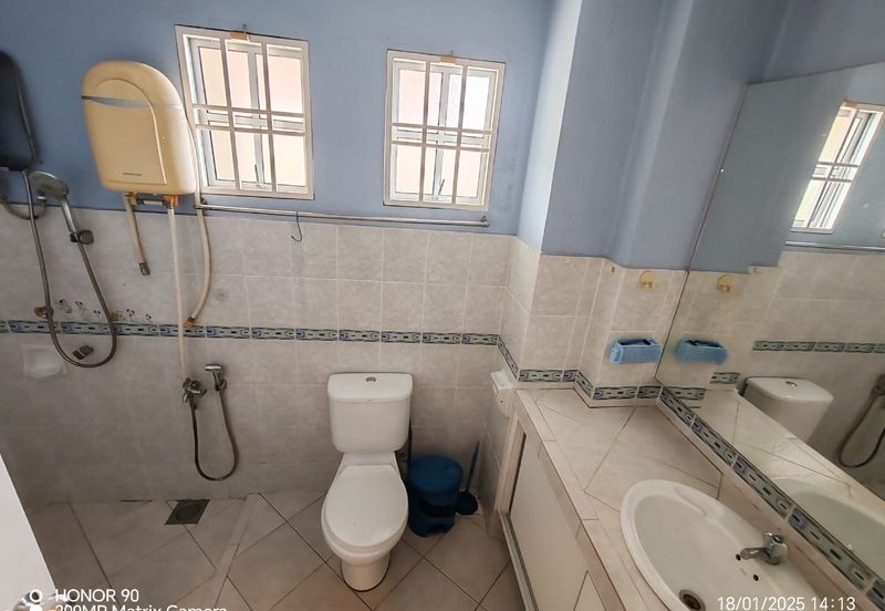 EMERALD PARK (SEREMBAN 2)