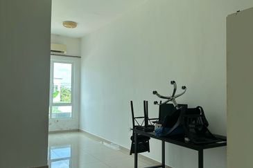 HIJAYU 3A @ BANDAR SRI SENDAYAN