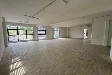 Pusat Komersial Rasah Prima