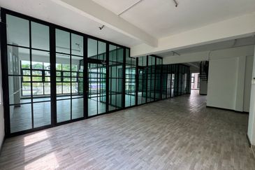 Pusat Komersial Rasah Prima