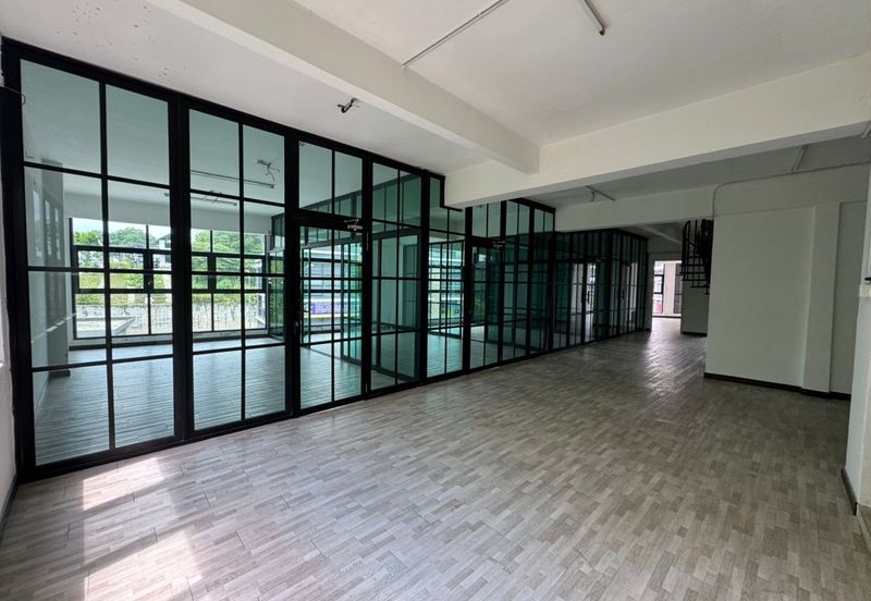 Pusat Komersial Rasah Prima