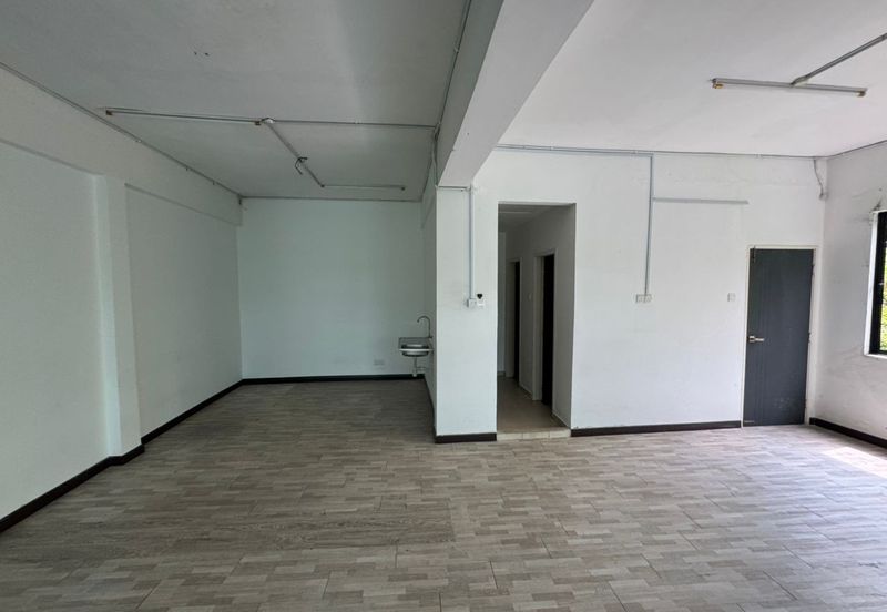 Pusat Komersial Rasah Prima