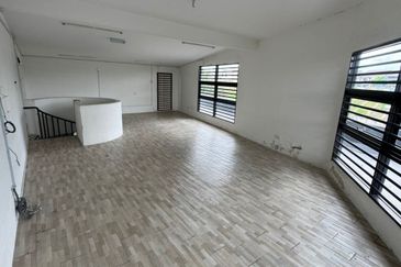 Pusat Komersial Rasah Prima