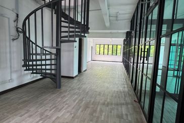 Pusat Komersial Rasah Prima