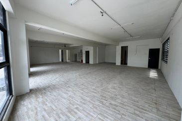 Pusat Komersial Rasah Prima