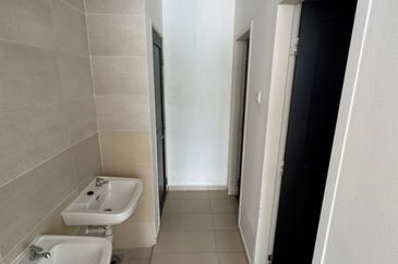 Pusat Komersial Rasah Prima