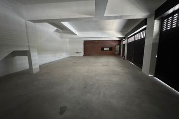 Pusat Komersial Rasah Prima