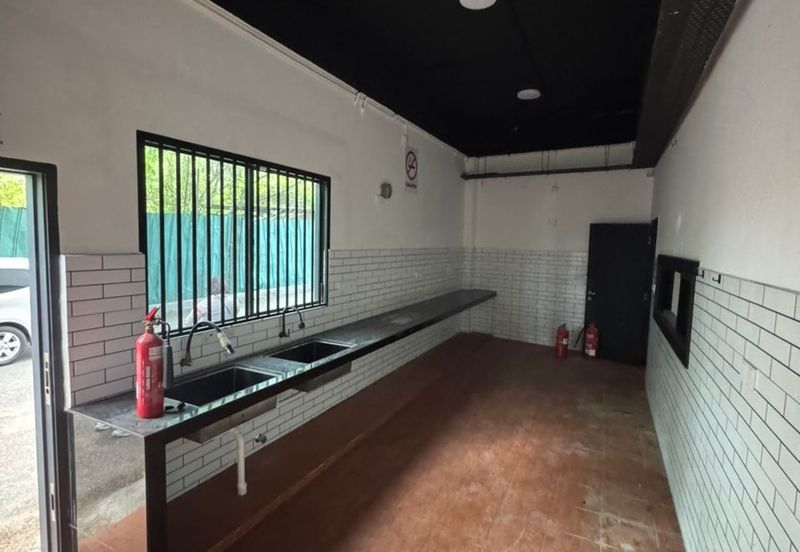 Pusat Komersial Rasah Prima