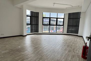 Pusat Komersial Rasah Prima