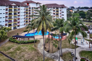 Laguna Condo Resort Port Dickson Rent