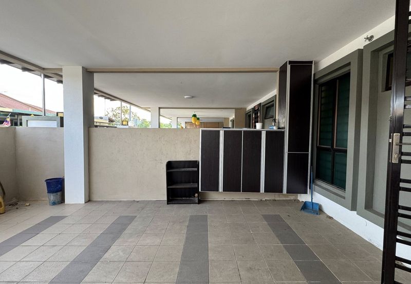 Indera Bayu Lukut Rumah Jual