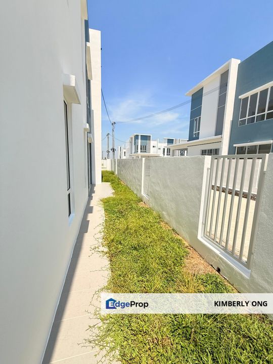 End Lot House Sendayan Seremban Sale, Negeri Sembilan, Seremban