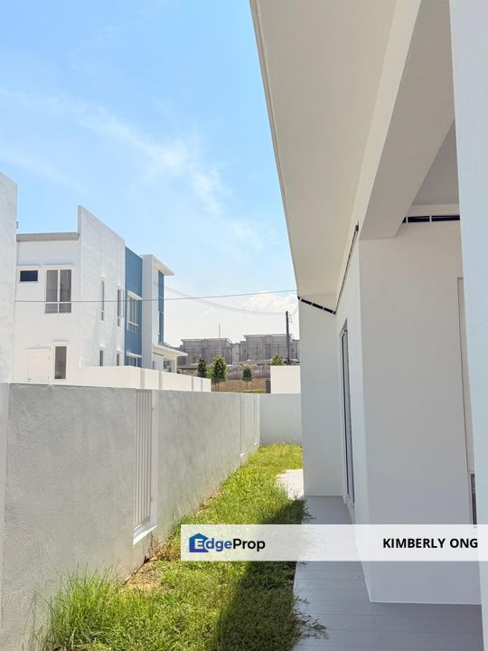 End Lot House Sendayan Seremban Sale, Negeri Sembilan, Seremban