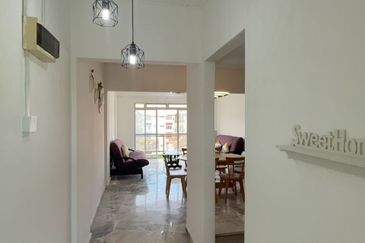 Laguna Condominium Resort