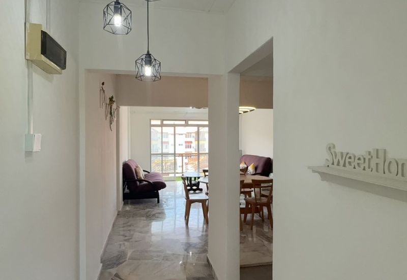 Laguna Condominium Resort