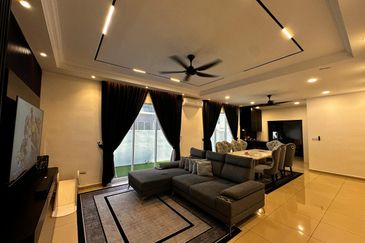 Bayu Sutera End Lot House For Sale 