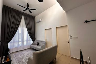 Bayu Sutera End Lot House For Sale 