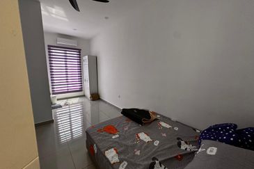 Bayu Sutera End Lot House For Sale 