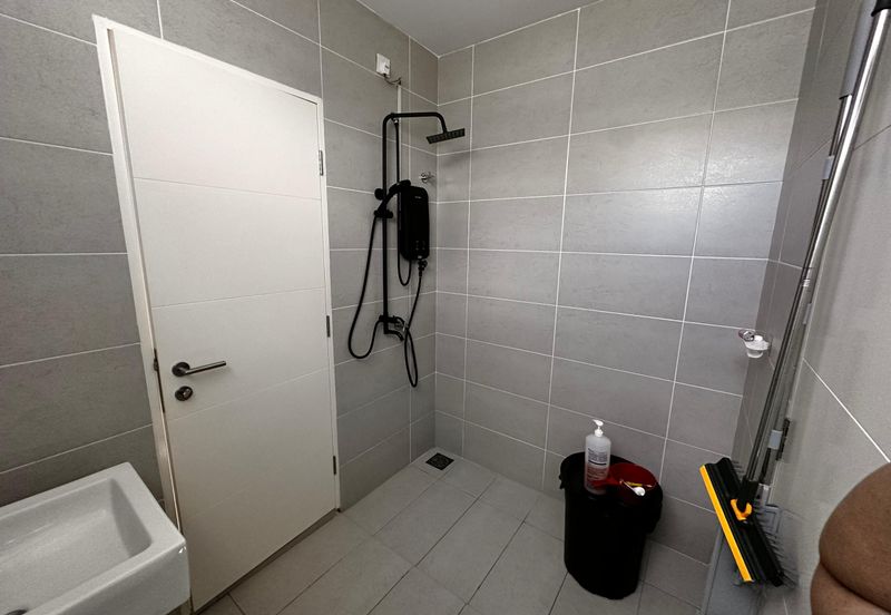 Bayu Sutera End Lot House For Sale 