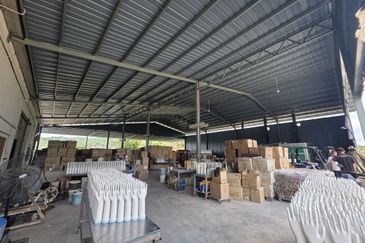 Corner Single Semi D Factory