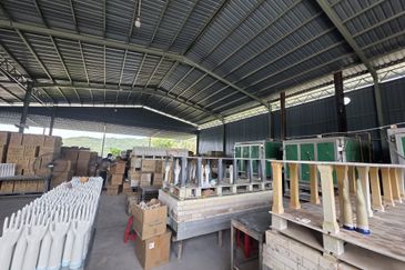 Corner Single Semi D Factory