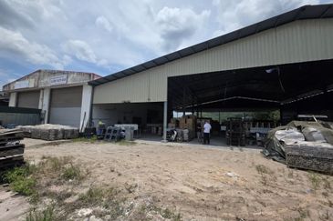 Corner Single Semi D Factory