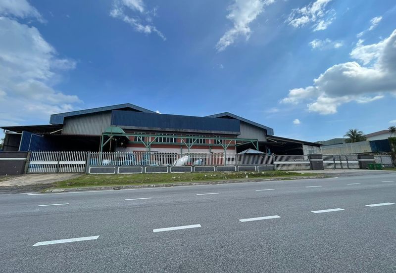 Senawang Factory For Rent 