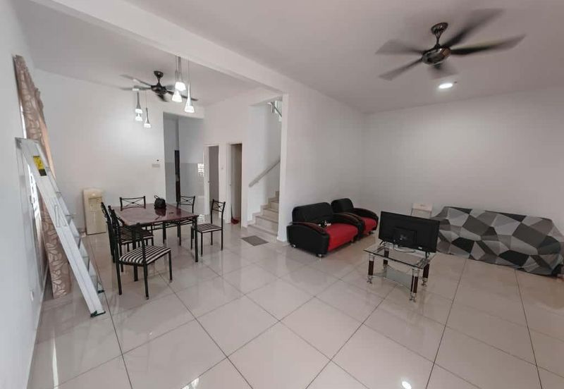 END LOT DOUBLE STOREY HOUSE SEREMBAN 2 SALE