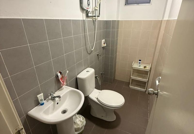 GARDEN VILLA APARTMENT (LAMAN VILLA)