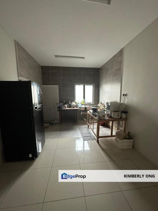 Single Storey House Lukut 22x70 Gated & Guarded, Negeri Sembilan, Port Dickson